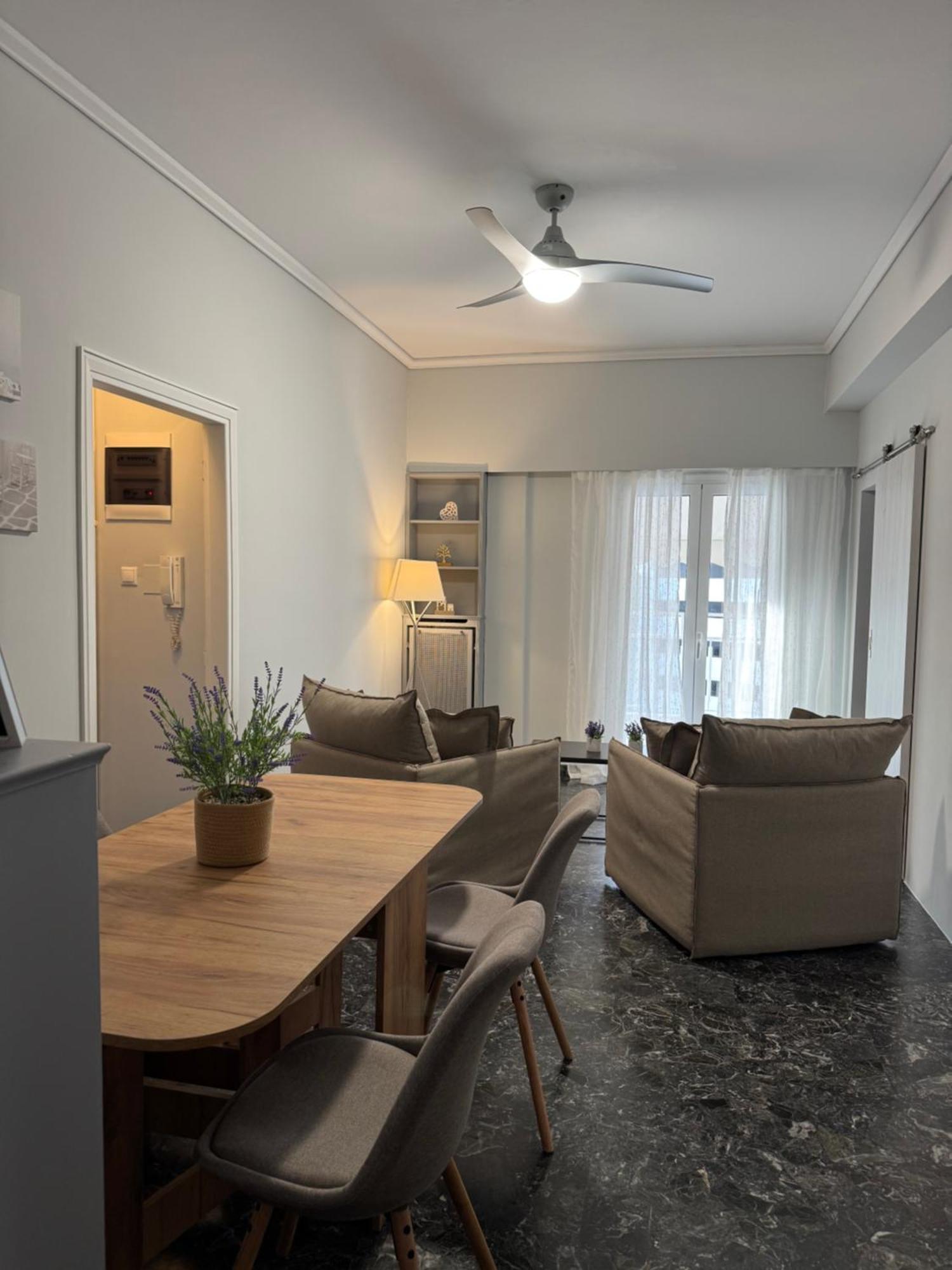Apartamento Living Near Acropolis By Sylvia Staikou 2Nd & 3D Floor Atenas Exterior foto