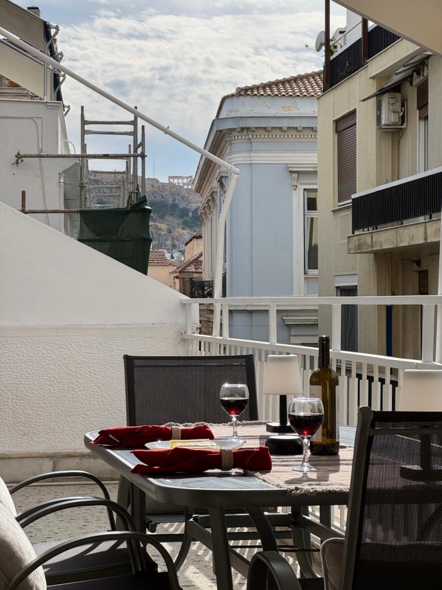 Apartamento Living Near Acropolis By Sylvia Staikou 2Nd & 3D Floor Atenas Exterior foto