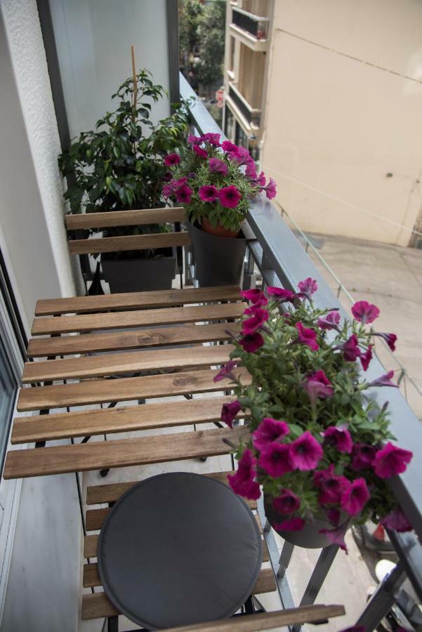 Apartamento Living Near Acropolis By Sylvia Staikou 2Nd & 3D Floor Atenas Exterior foto
