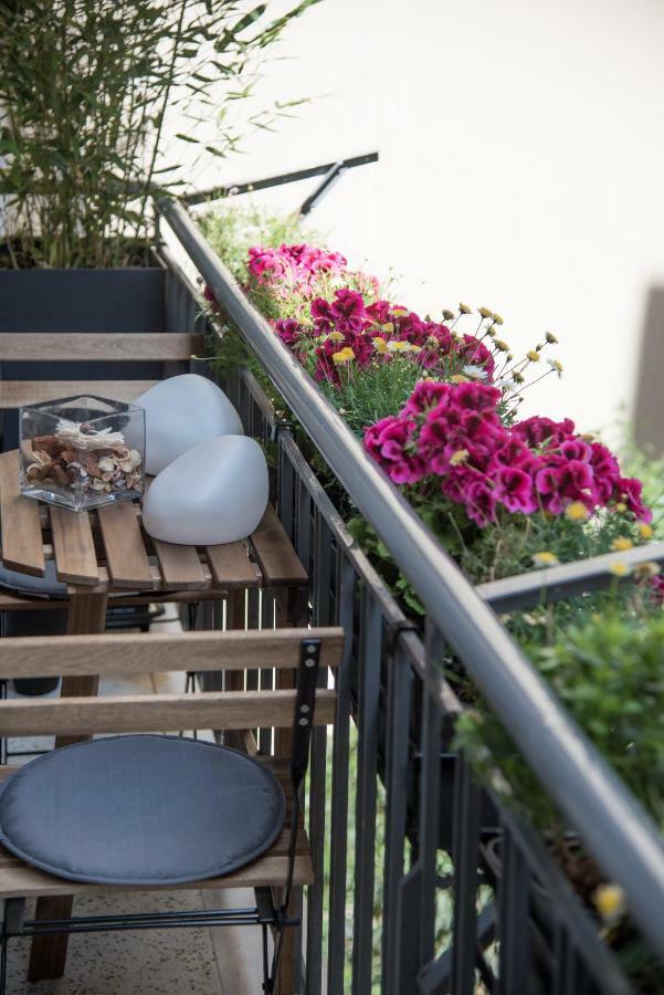 Apartamento Living Near Acropolis By Sylvia Staikou 2Nd & 3D Floor Atenas Exterior foto